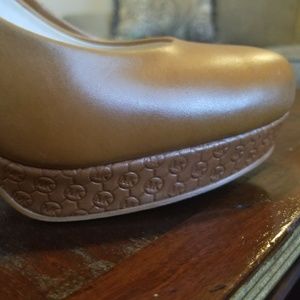 Michael Kors Ionna Pumps 9.5 in Women